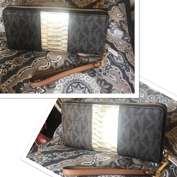 ✨MICHAEL KORS✨Authentic Wallet / Wristlet NEW! - Picture 3 of 8